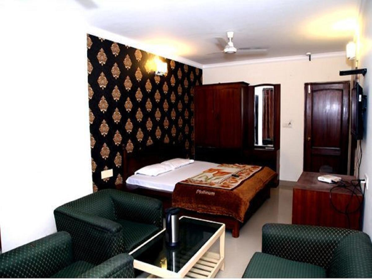 Hotel Haryana Chandīgarh Exteriér fotografie